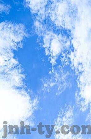 足球比赛 常见比分-足球比赛中的常见比分，数据背后的战术与激情